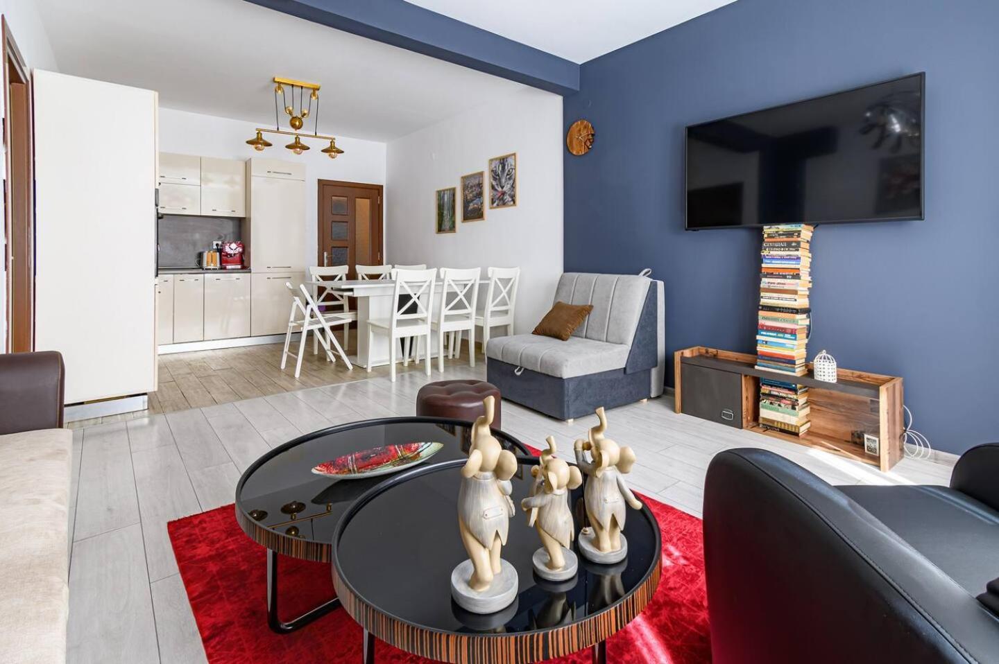 10 Seconds Away From The Main Street, Free Secured Parking Apartment Sofia Luaran gambar